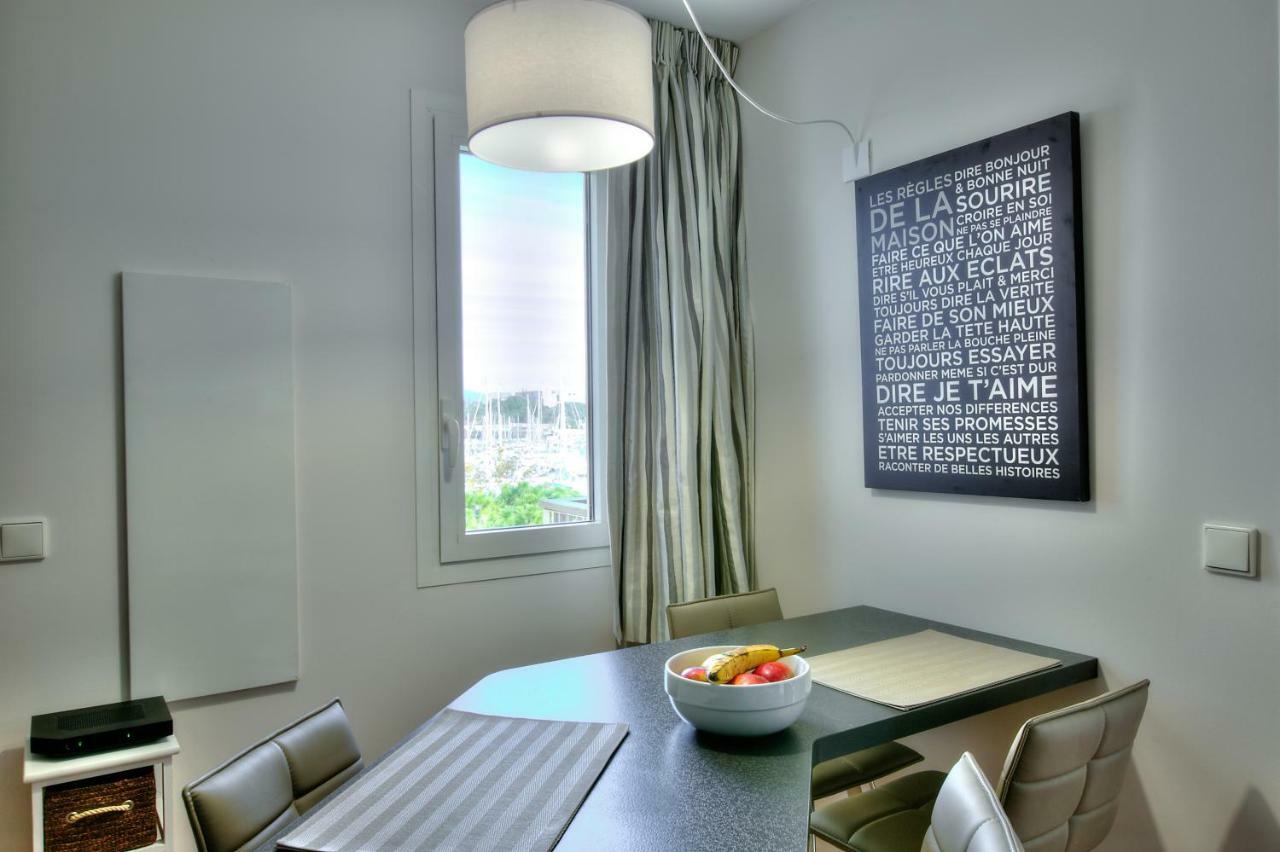 Penthouse Vue Mer Avec Rooftop,Jacuzzi,Et Parking Prive 昂蒂布 外观 照片